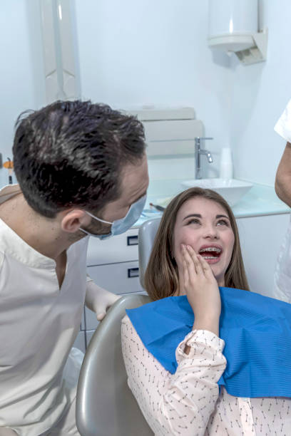 Best Emergency Tooth Extraction in Lakeview, MI